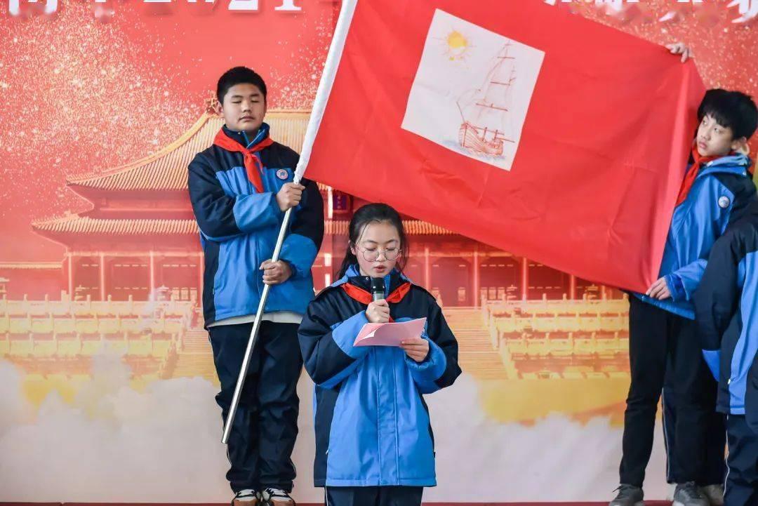 “快递妈妈”和儿子首次在沪过大年